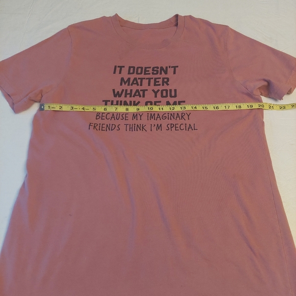 My Imaginary Friend Thinks I'm Special Salmon Short Sleeve Tshirt Humor Size M - Picture 3 of 7